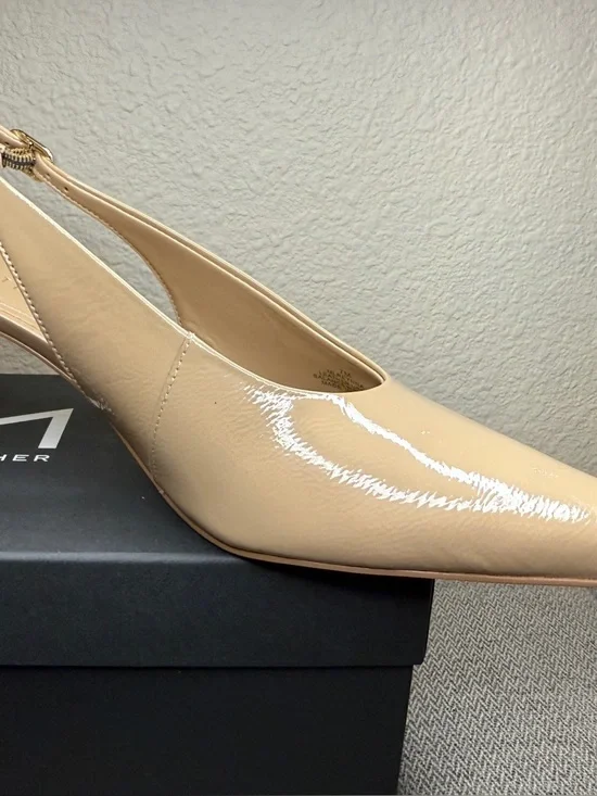 Marc Fisher Neutral Slingback Pointed Kitten Heels, Size 7 - Picture 7 of 16